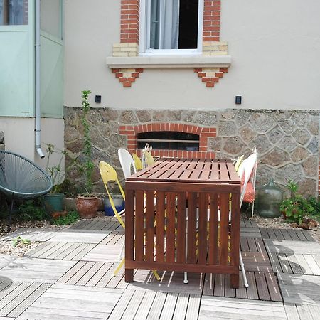 Domaine Du Pavillon Gite 15 Personnes Issy-l'Eveque Exteriér fotografie