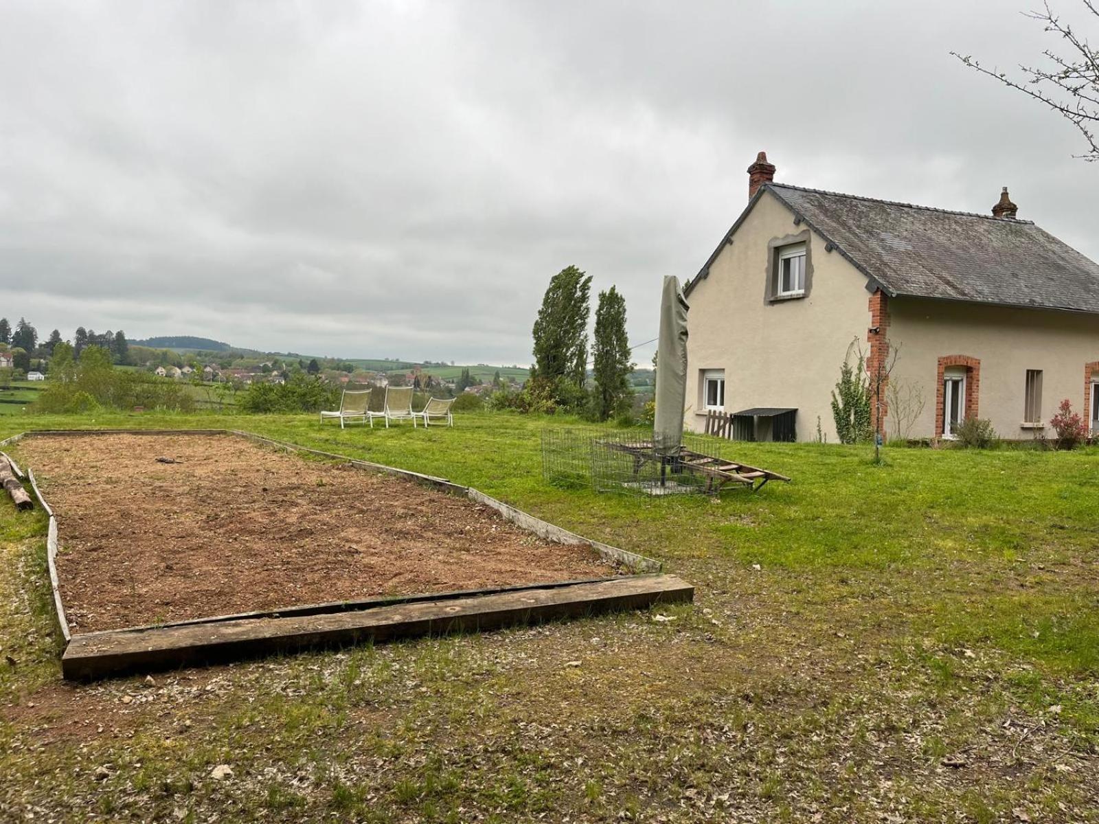 Domaine Du Pavillon Gite 15 Personnes Issy-l'Eveque Exteriér fotografie